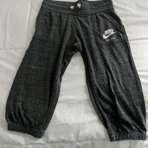 Nike crop pants